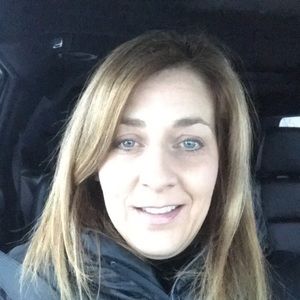 Meet your Posher, Carrie